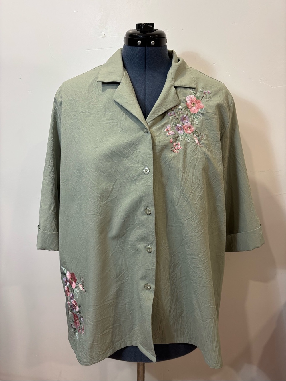 Vintage 90s, Sage Green Embroidered Button-Front Blouse with Pink Floral Accents